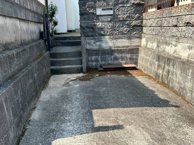【中古住宅一戸建】福山市緑陽町2丁目12-4駐車場