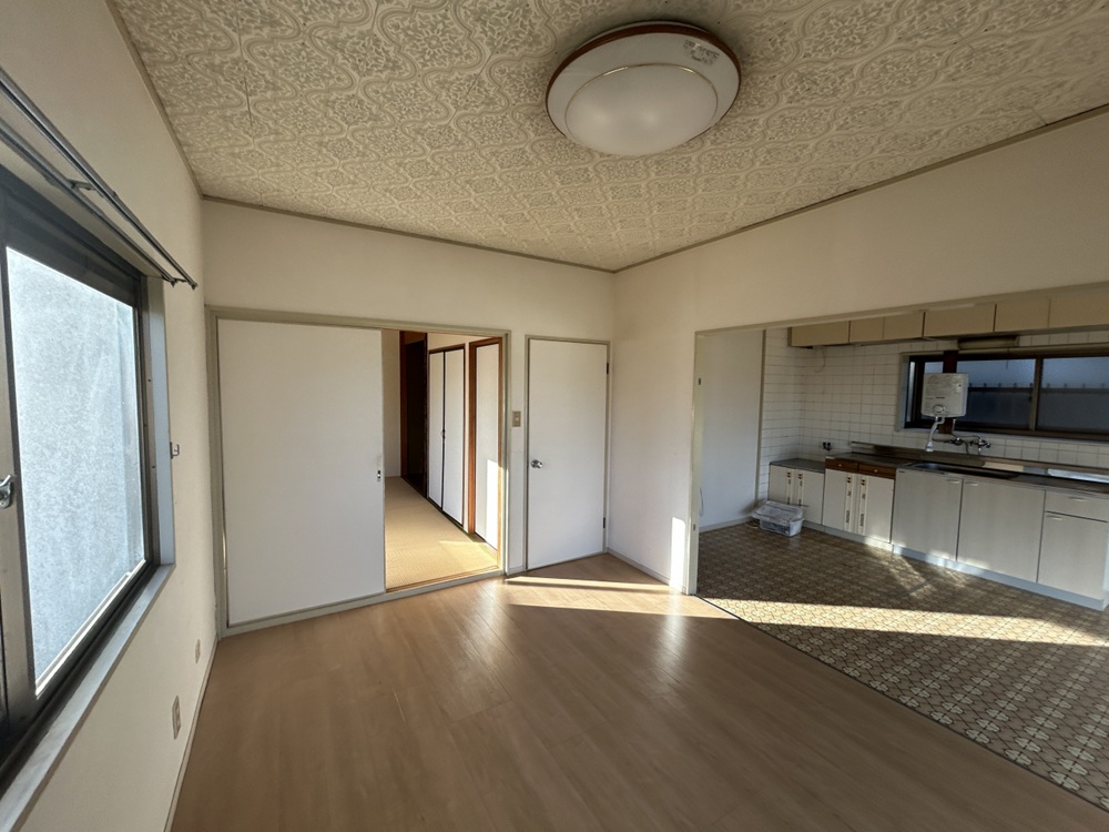 福山市神辺町字道上売戸建てリビング