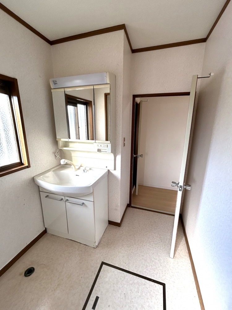 福山市神辺町字道上売戸建て洗面所