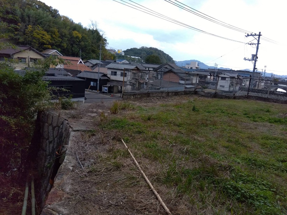 【売土地】笠岡市金浦字西ノ山｜20万円｜土地面積①354.61㎡②896.00㎡③803.00㎡土地写真4