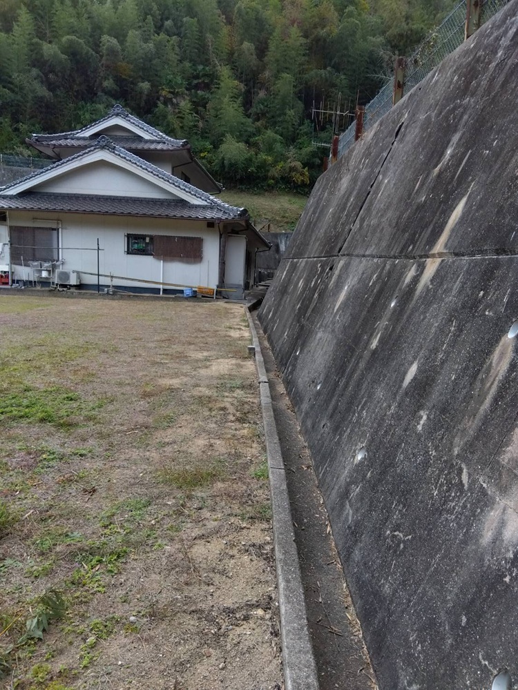 【売土地】笠岡市金浦字西ノ山｜20万円｜土地面積①354.61㎡②896.00㎡③803.00㎡土地写真9