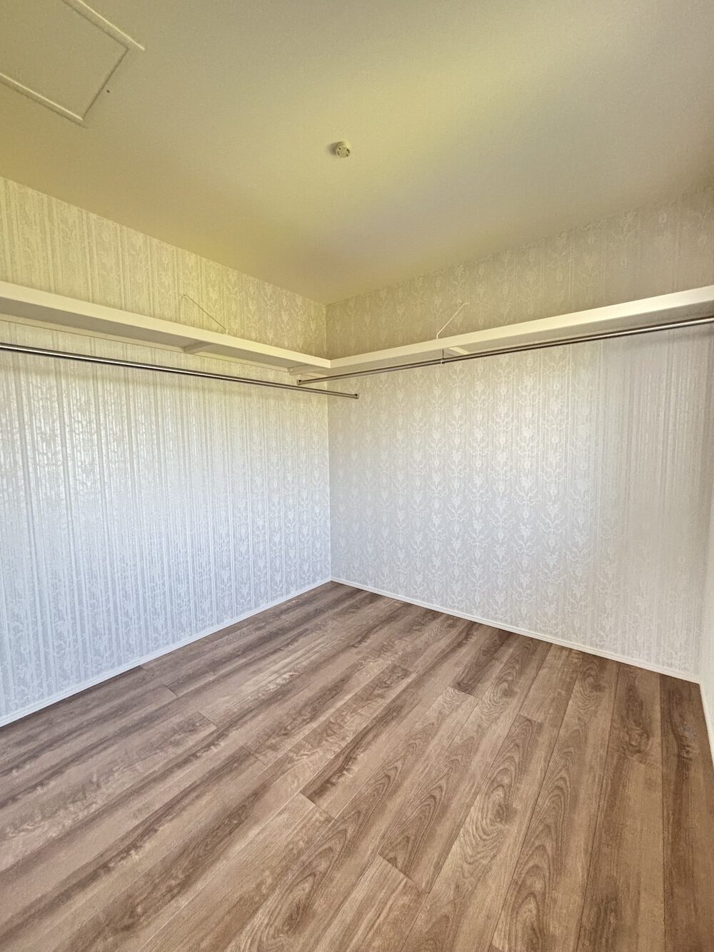 【売一戸建】神辺町大字上御領｜2580万円｜オール電化住宅！全居室南向き！サンルームあり！