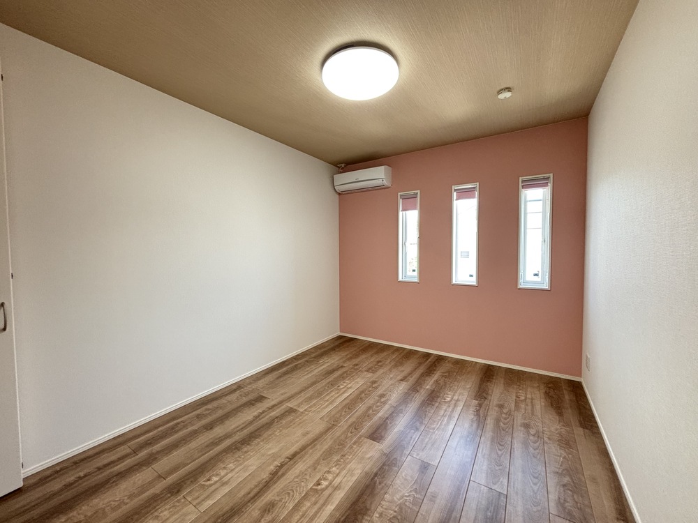 【売一戸建】神辺町大字上御領｜2580万円｜オール電化住宅！全居室南向き！サンルームあり！