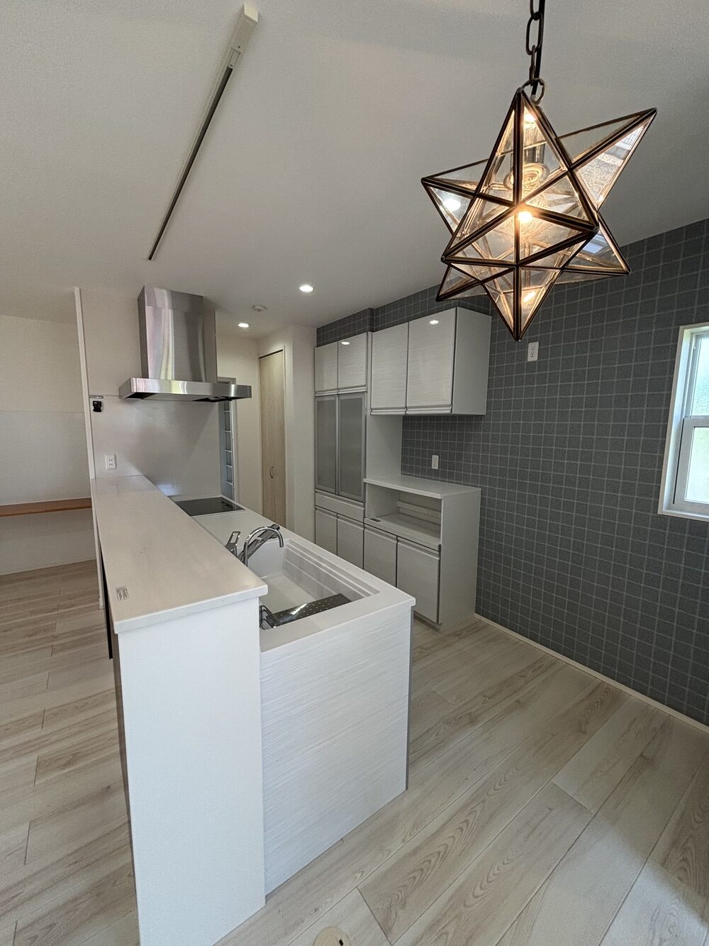 【売一戸建】神辺町大字上御領｜2580万円｜オール電化住宅！全居室南向き！サンルームあり！