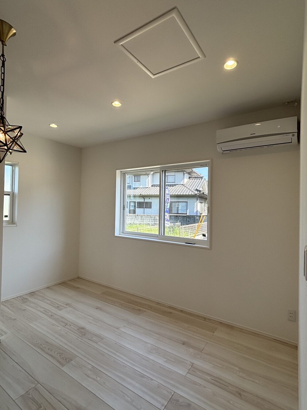 【売一戸建】神辺町大字上御領｜2580万円｜オール電化住宅！全居室南向き！サンルームあり！