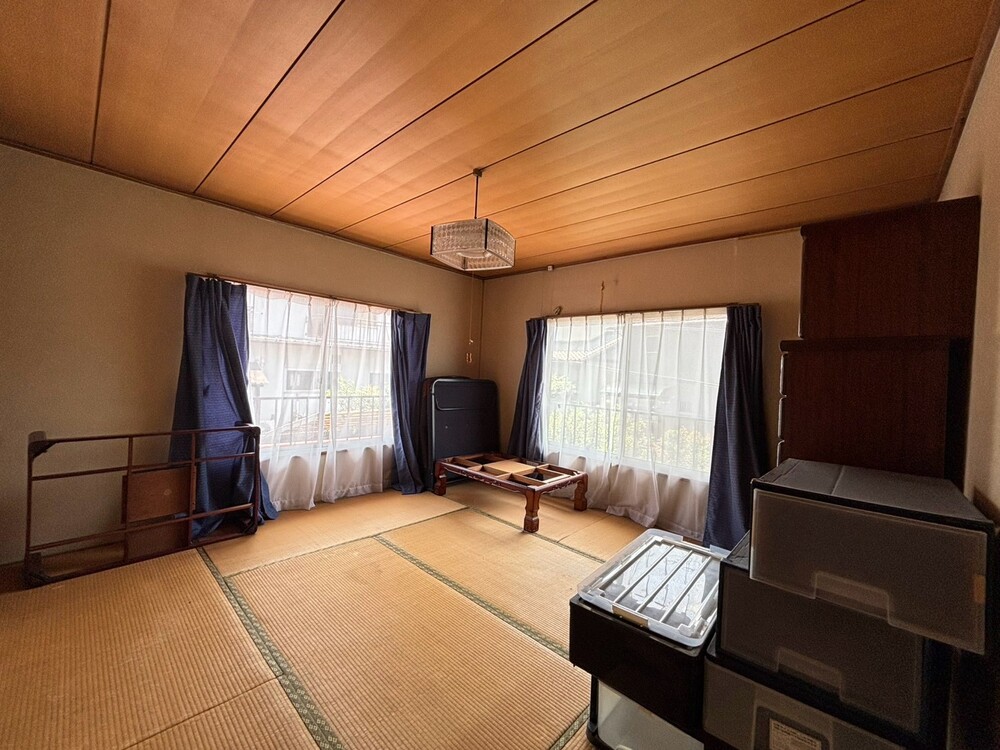 【売一戸建】福山市千田町1丁目｜1100万円｜土地面積102.4坪！駐車場３台分！